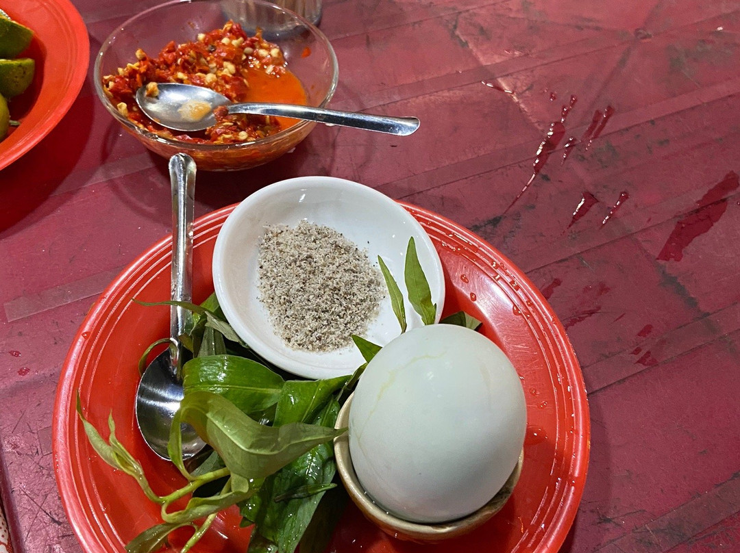 Lost In Saigon - Hidden City and Food Tour景点图片