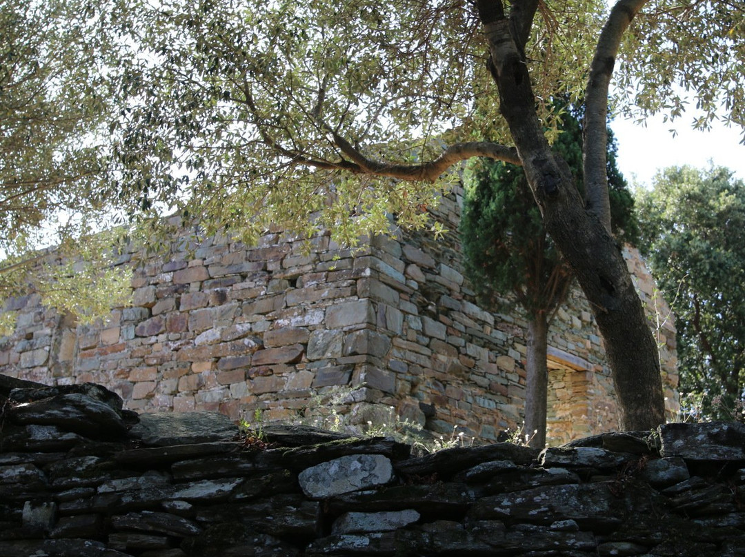 Eglise San Michele-Ogliastro必去景点