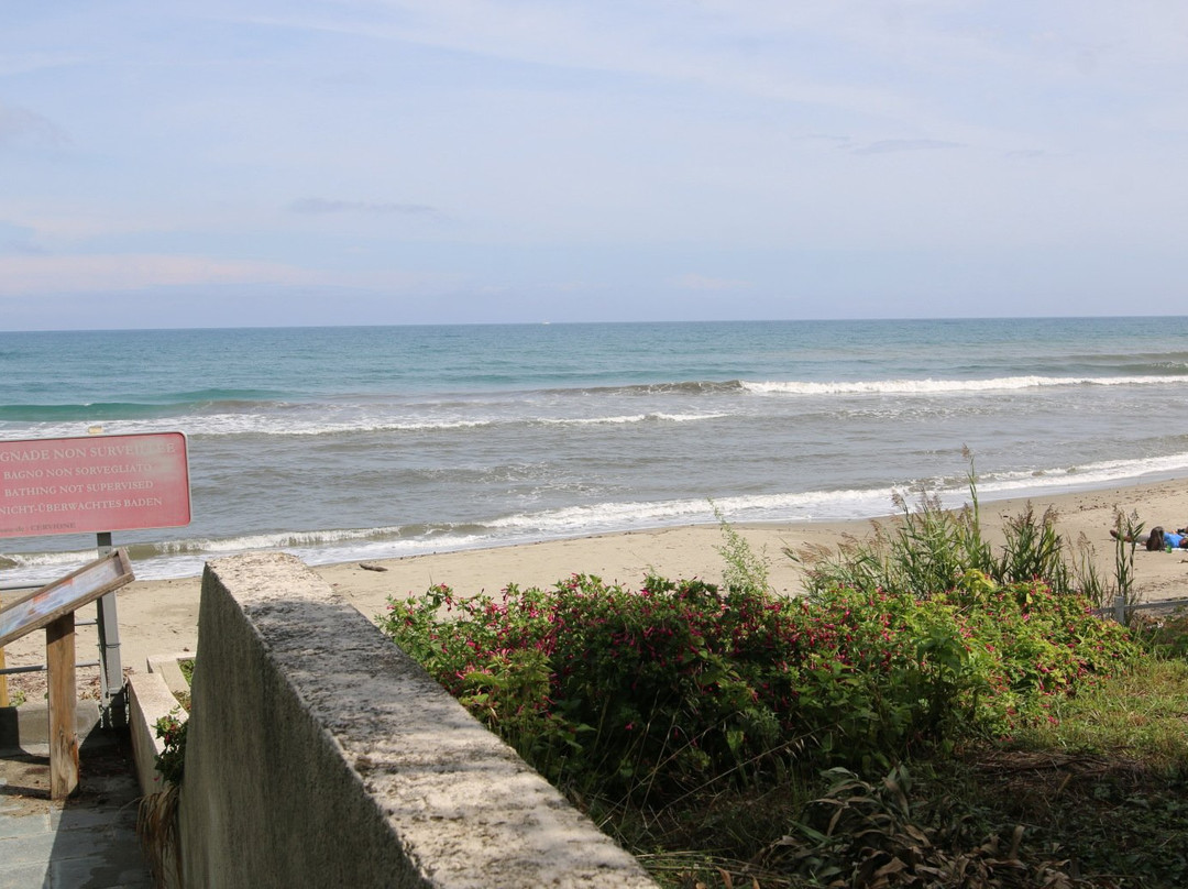 Plage de Prunete景点图片