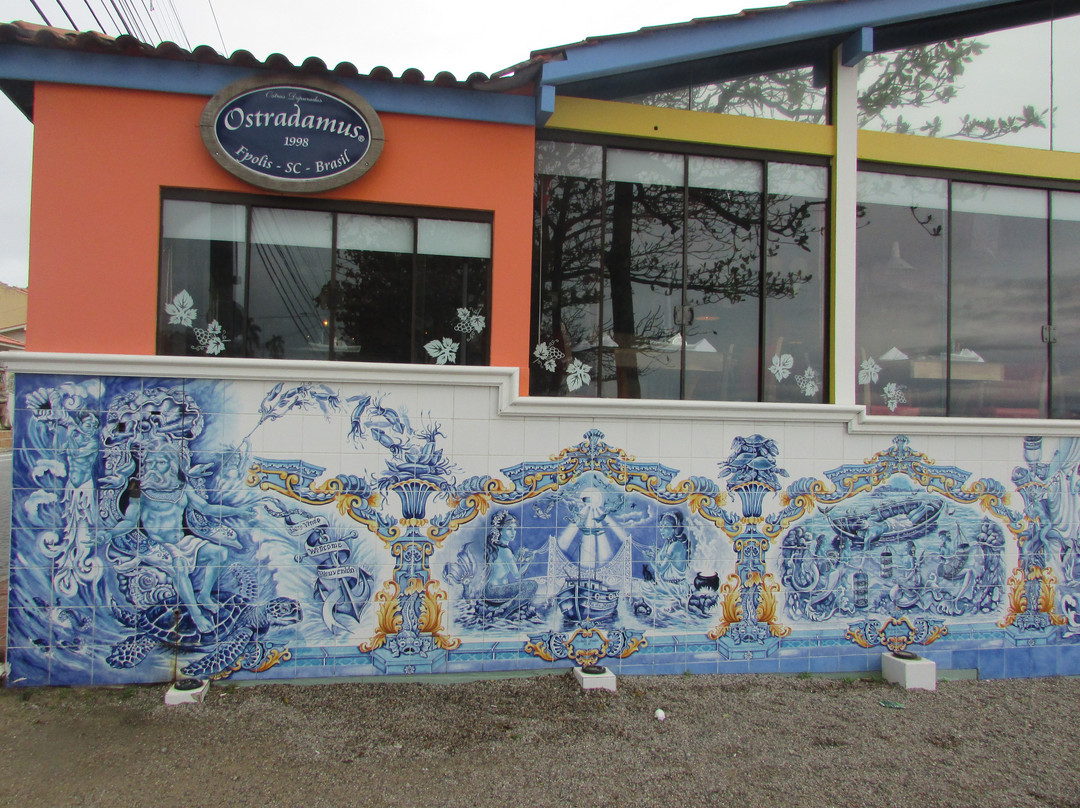 Ribeirao da Ilha Beach景点图片