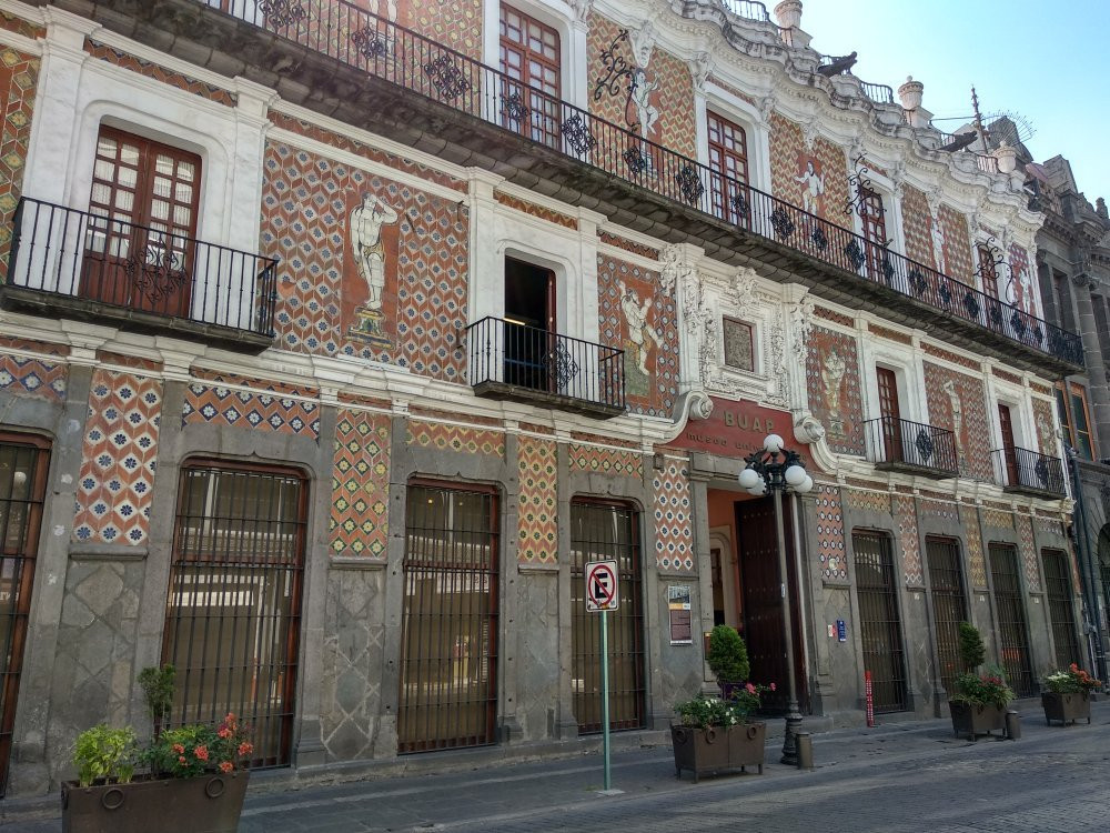 Museo Universitario Casa de Los Muñecos-普埃布拉必去景点