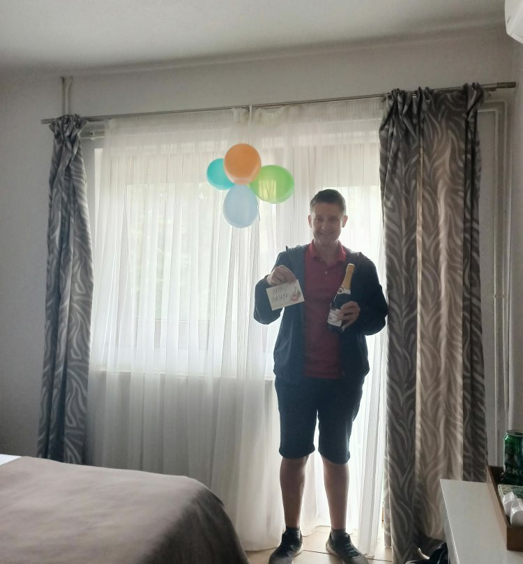 Sixteen Lakes Guest House主图