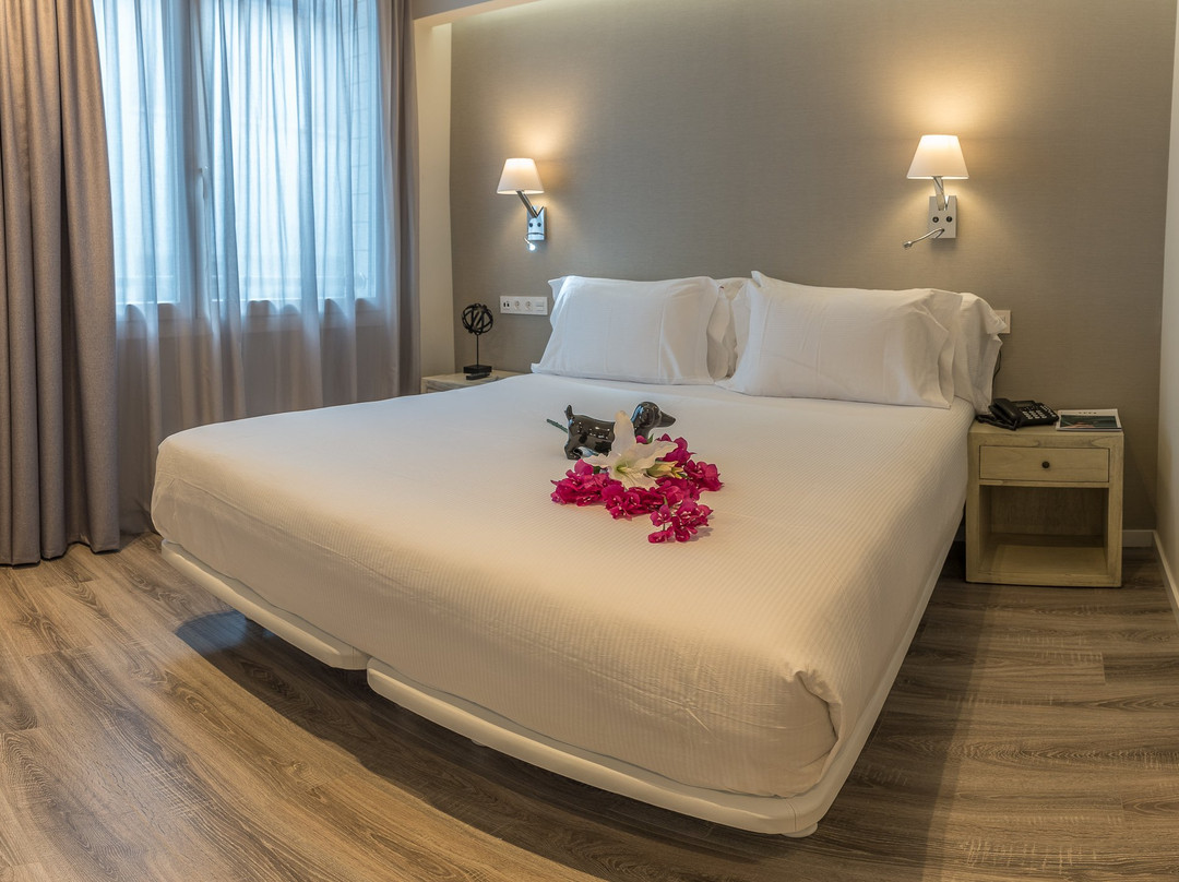 Bilbao City Center by abba Suites主图