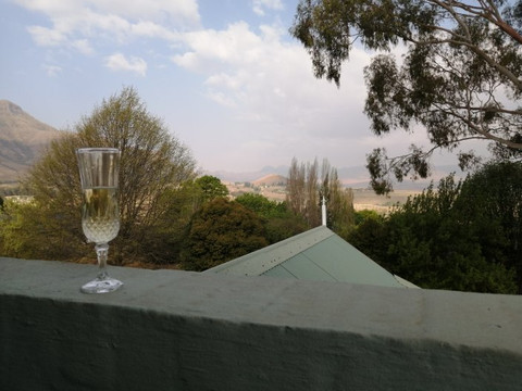 Red Mountain House主图