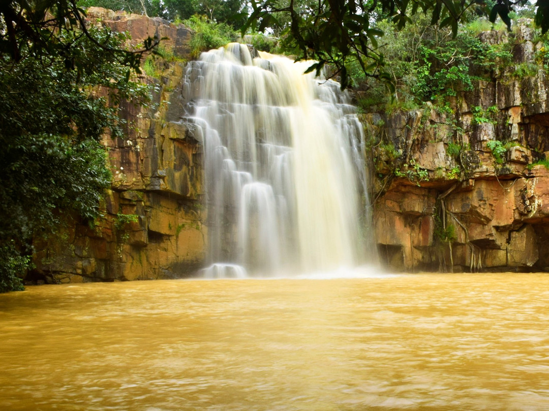 Badaghagara Waterfall景点图片