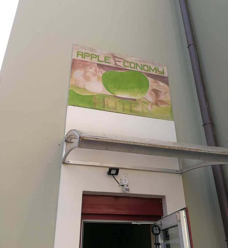 Apple Economy Hotel主图
