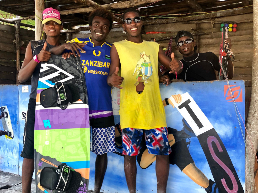 Zanzibar SunShine Kite School-帕杰必去景点