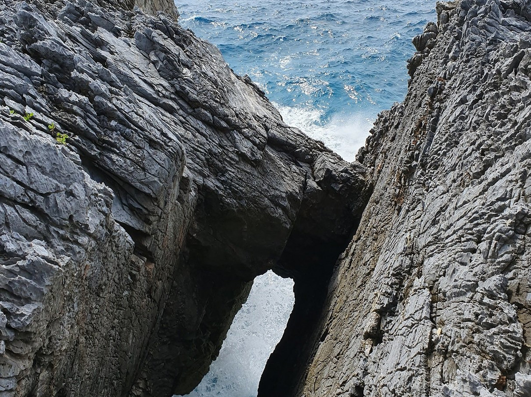 Boca del Diablo-萨马纳半岛必去景点