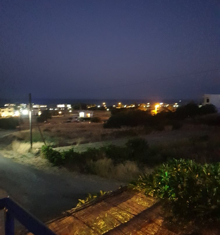 Summer Breeze Hotel主图