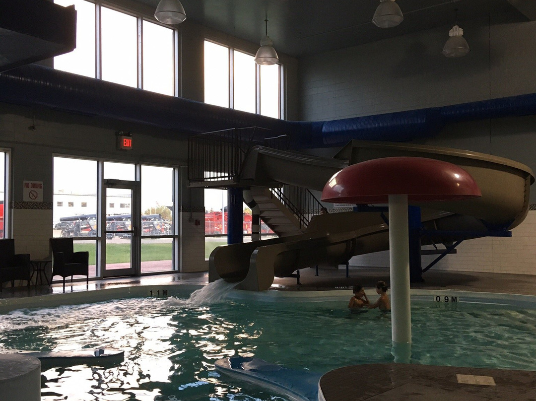 东门贝斯特韦斯特优质套房酒店主图