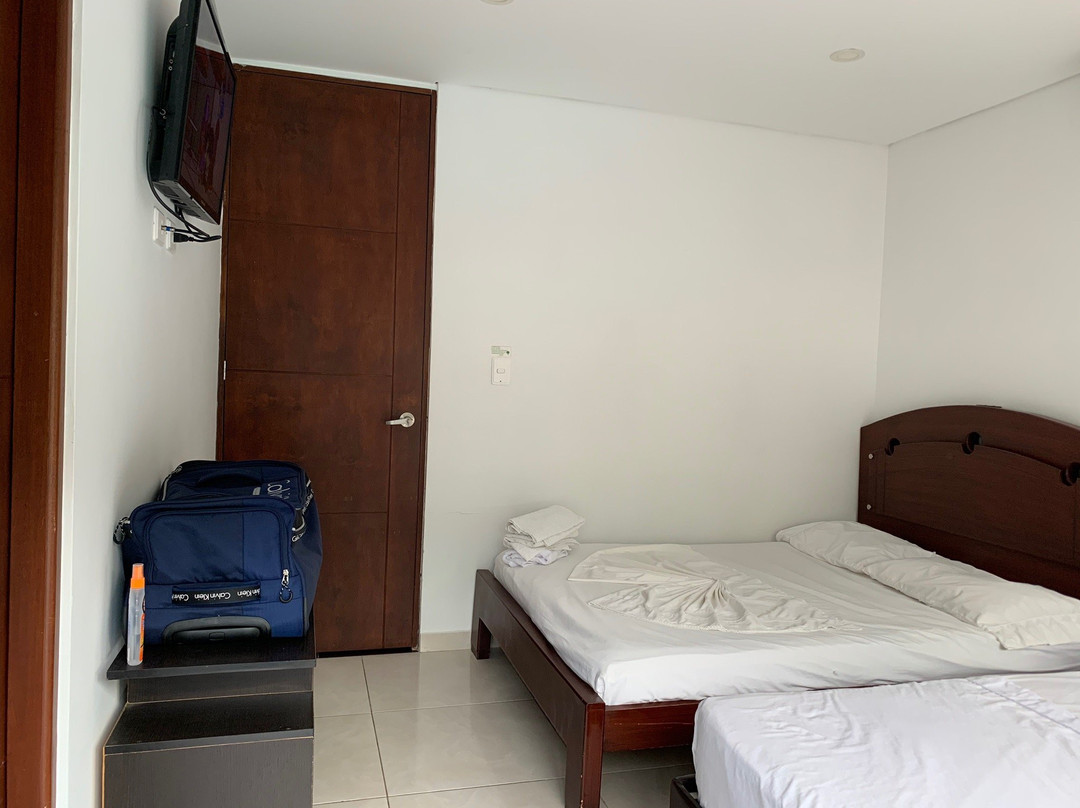 Versalles Hotel主图