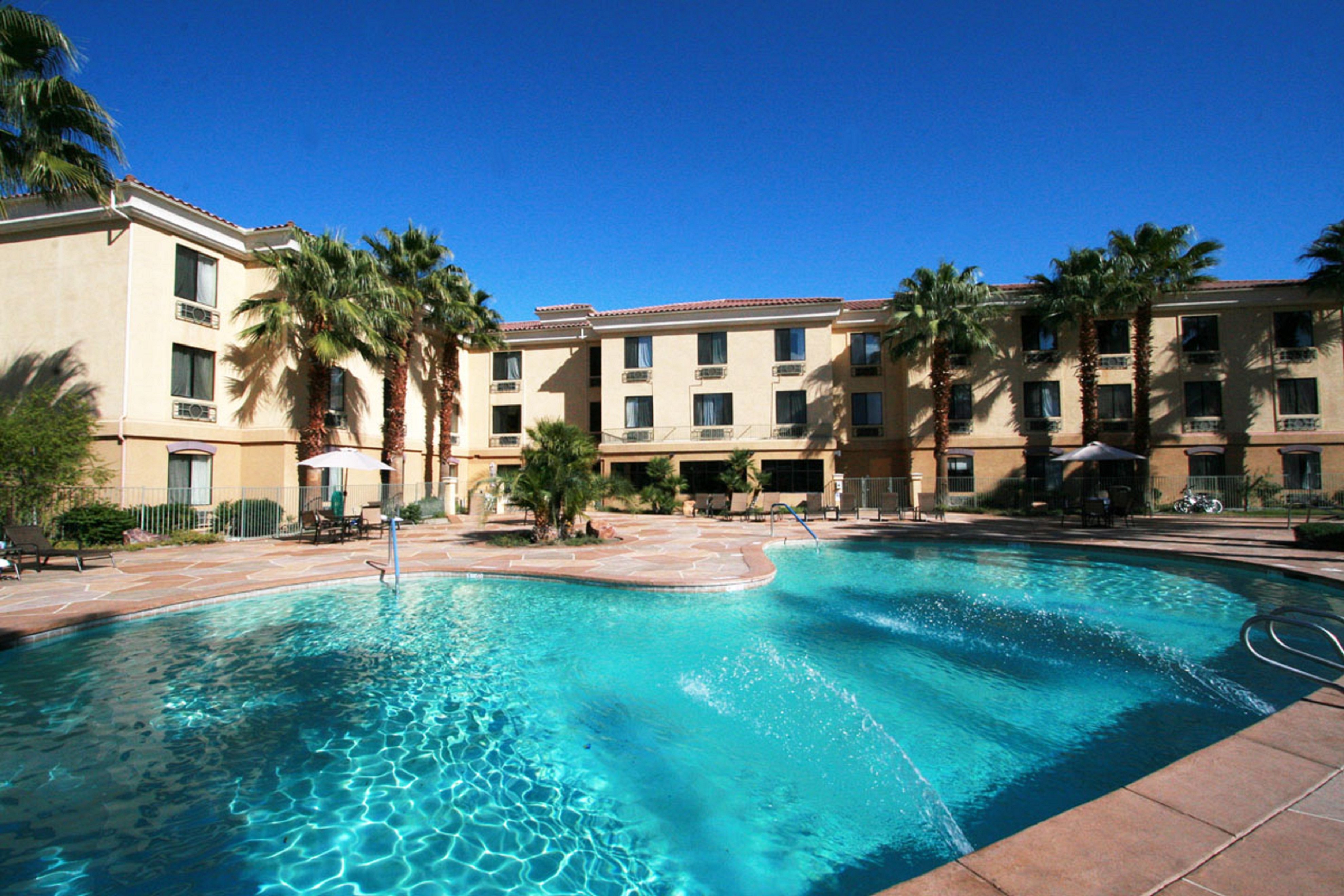 Hampton Inn & Suites Cathedral City-官方
