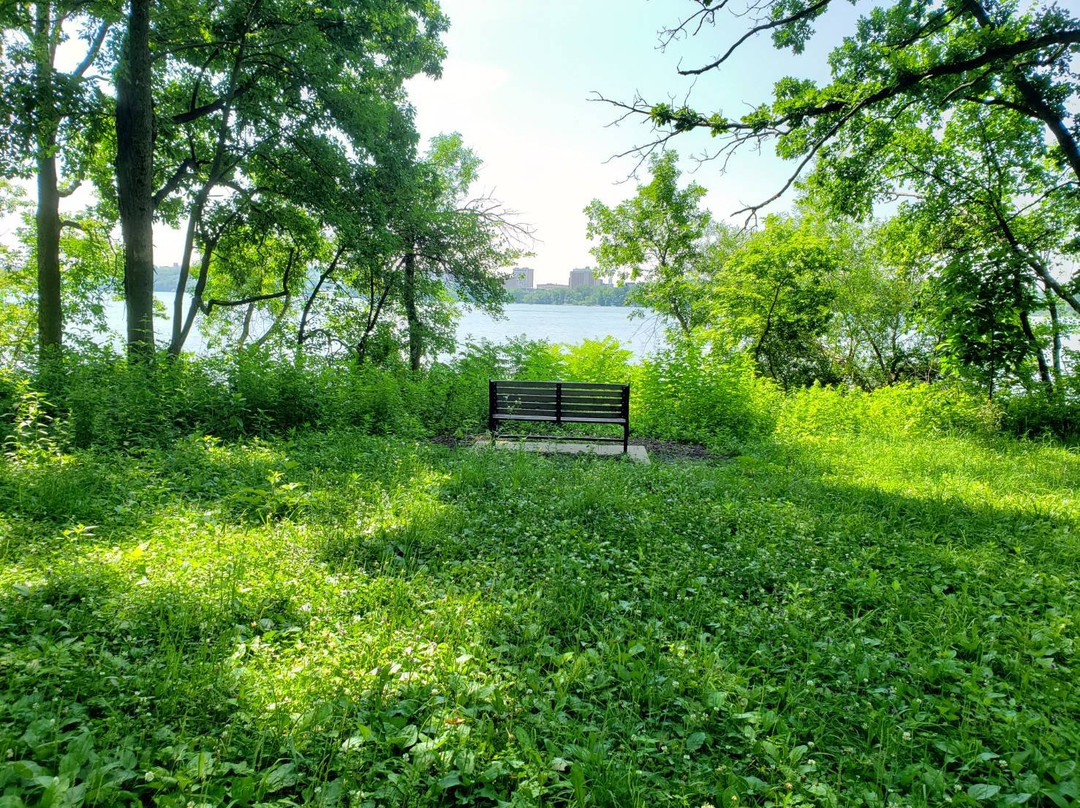 Lakeshore Nature Preserve at University of Wisconsin景点图片
