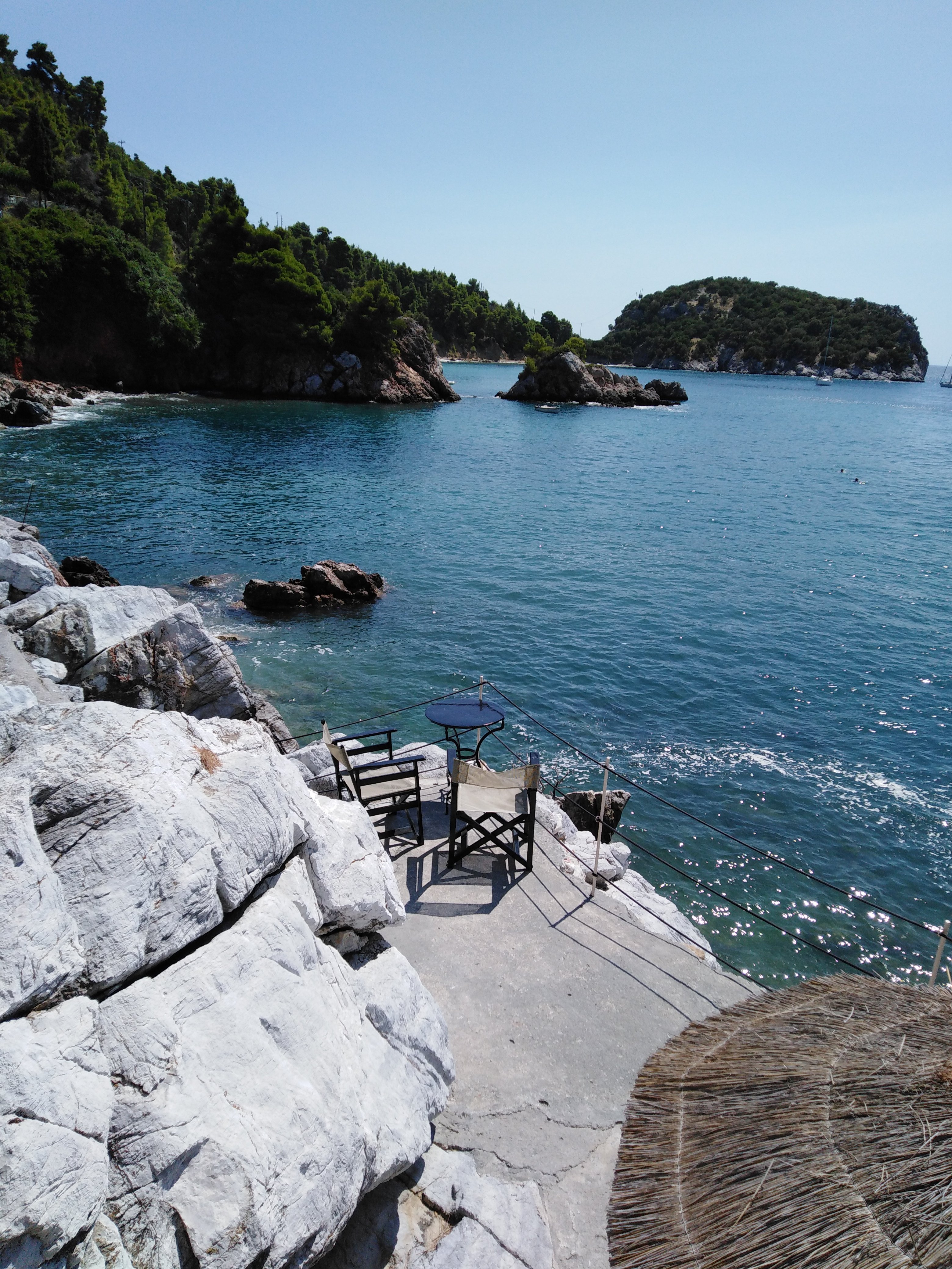 Mando Beachfront-官方