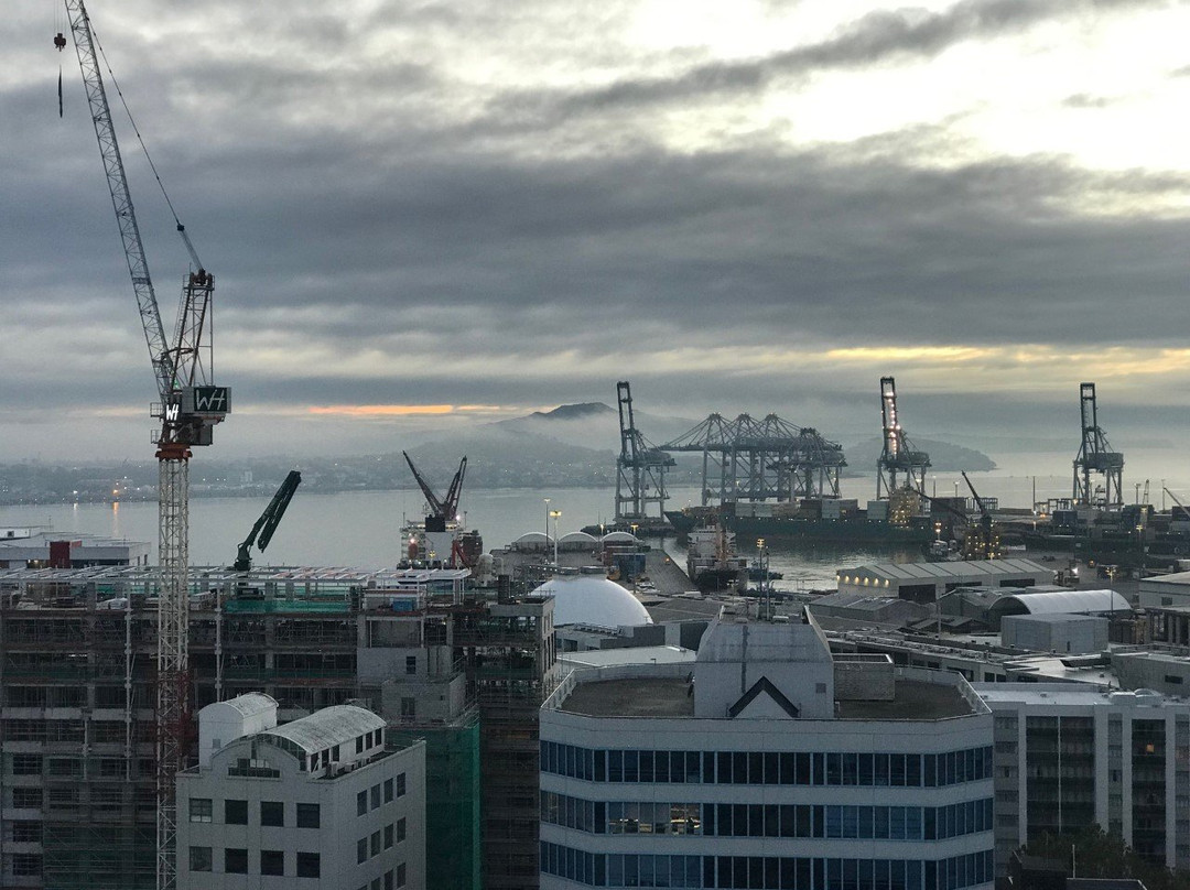 卡德兰特酒店主图