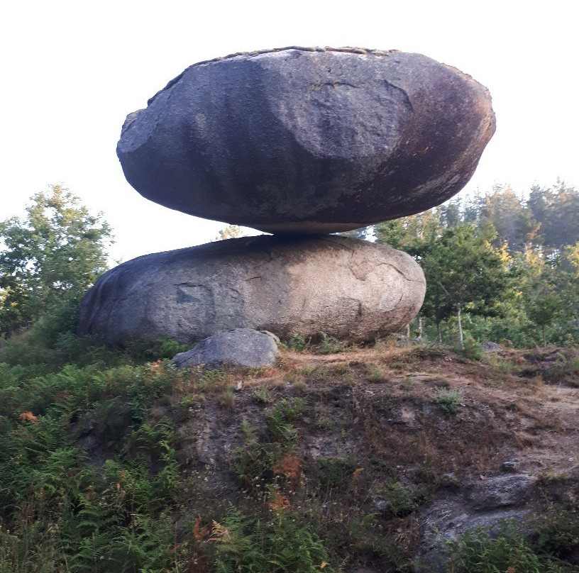 Pena do Equilibrio景点图片