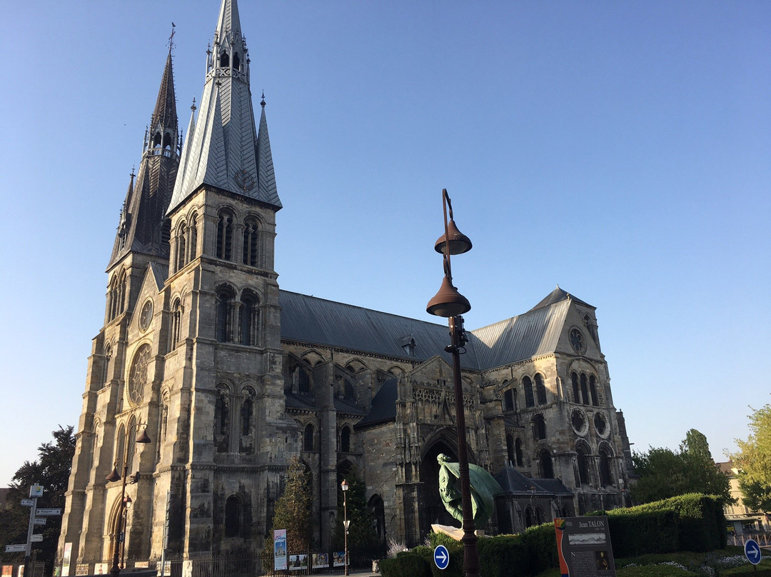 布里斯托尔酒店主图