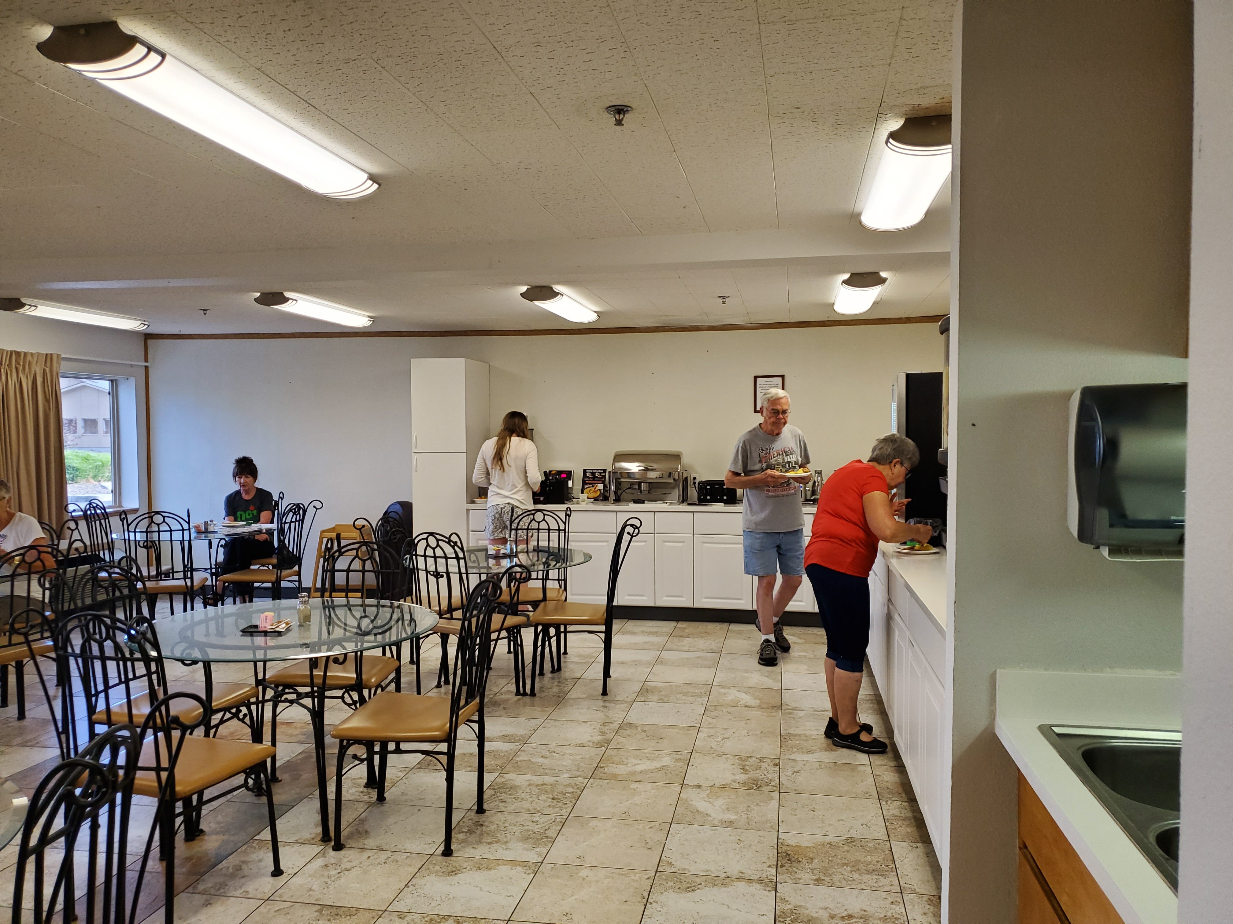 Red Lion Inn & Suites Ontario-餐饮