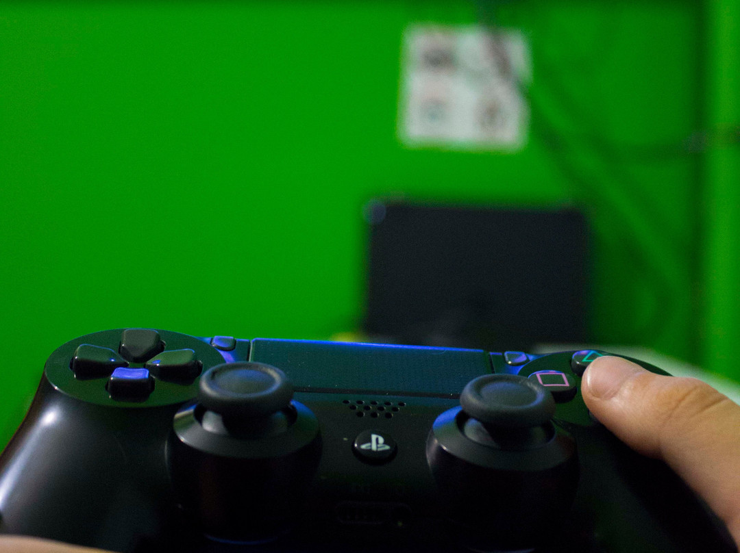 ROOMS Playstation Club-Mariupol必去景点