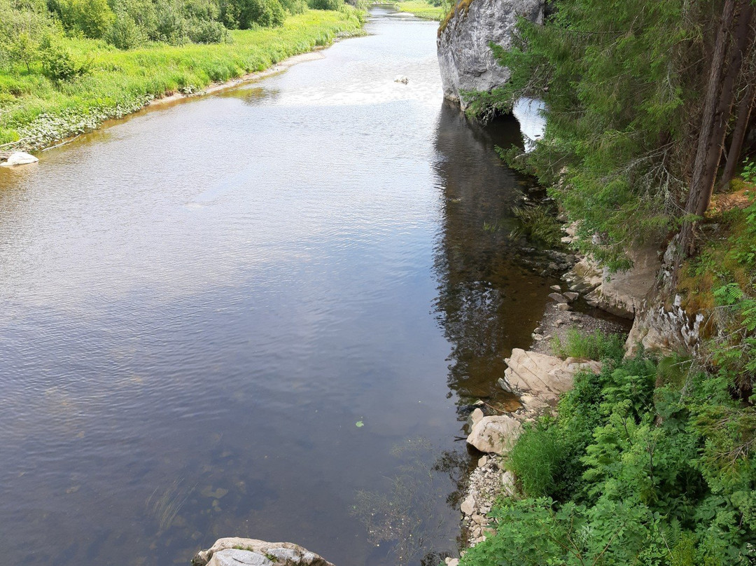 Dyrovaty Kamen Cliff-Bazhukovo必去景点