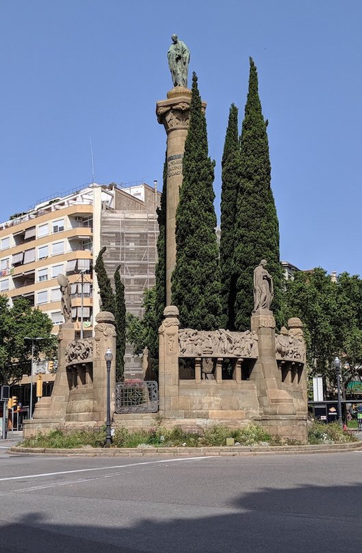 Monument a Mossèn Jacint Verdaguer景点图片