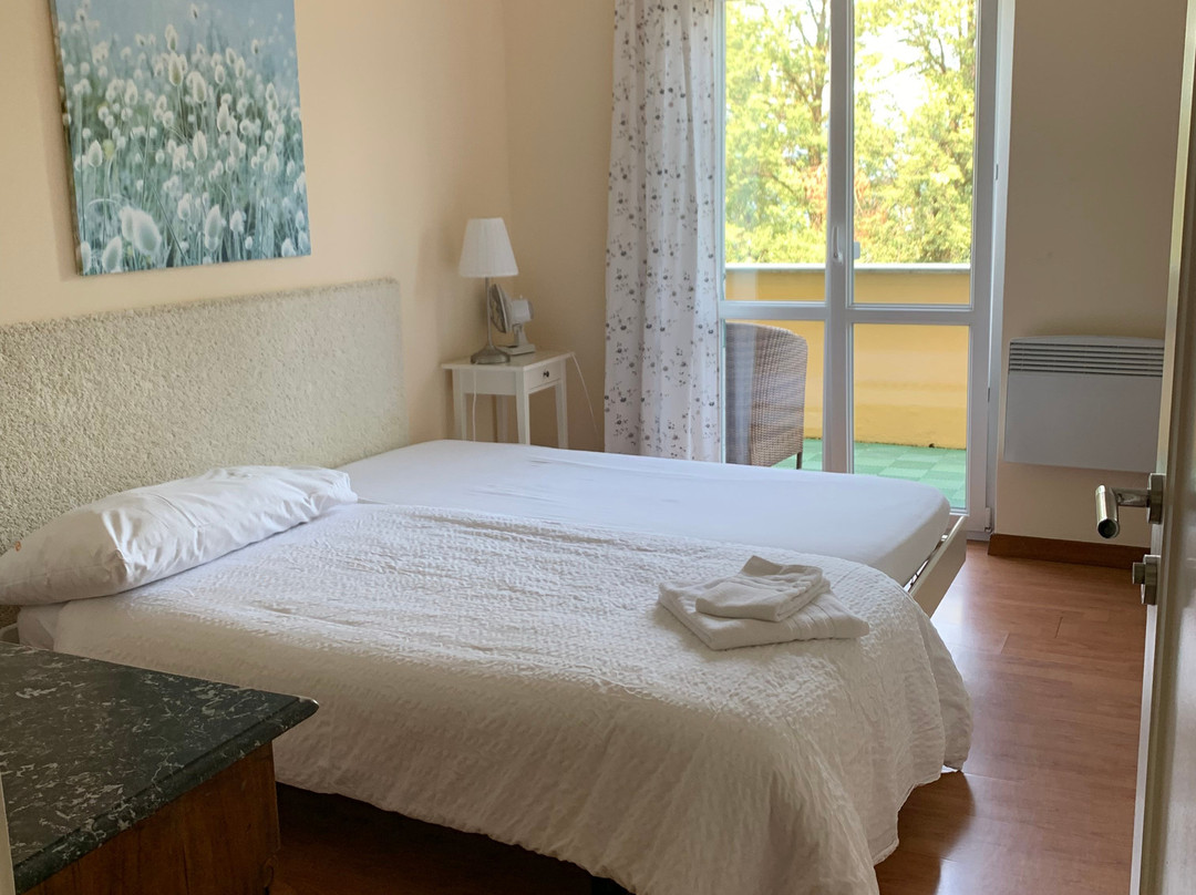 Hostel Guesthouse Calina主图