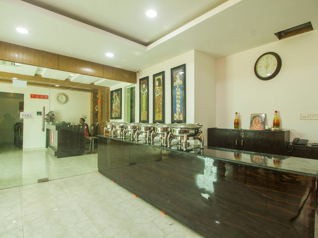 Treebo Trend Govinda Sai主图