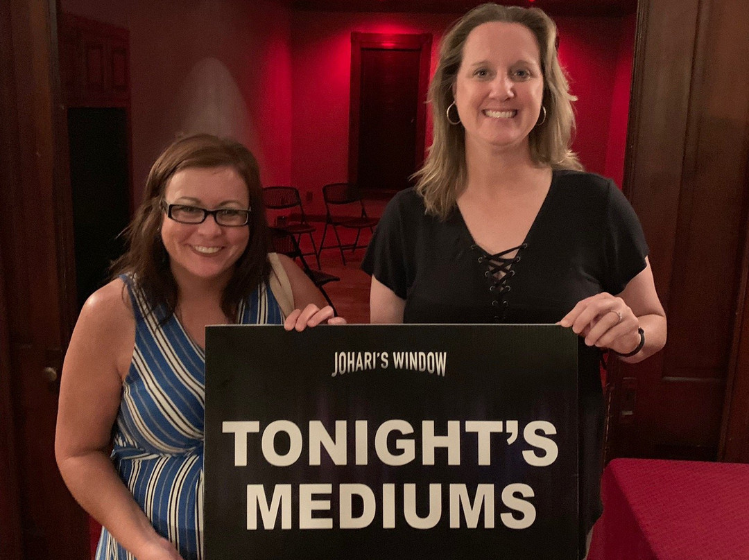 Pre-Possessed, A Theatrical Seance-尤里卡斯普林斯必去景点