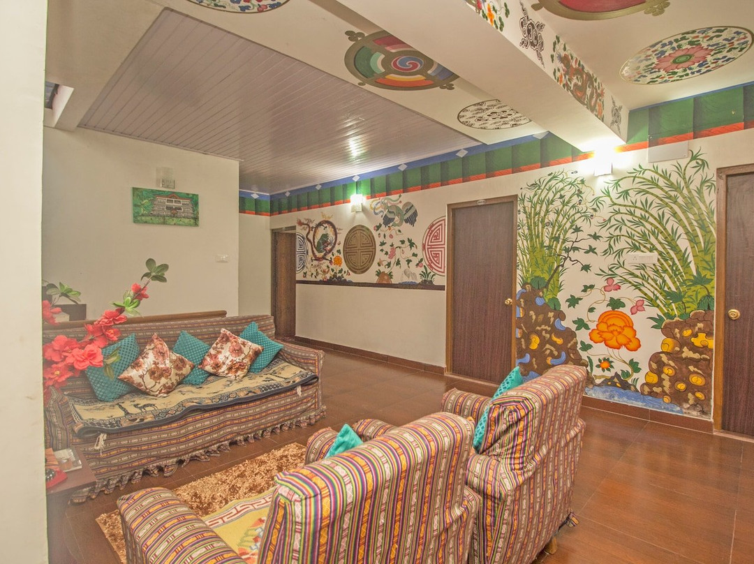 OYO 36251 Norbulingka Retreat主图