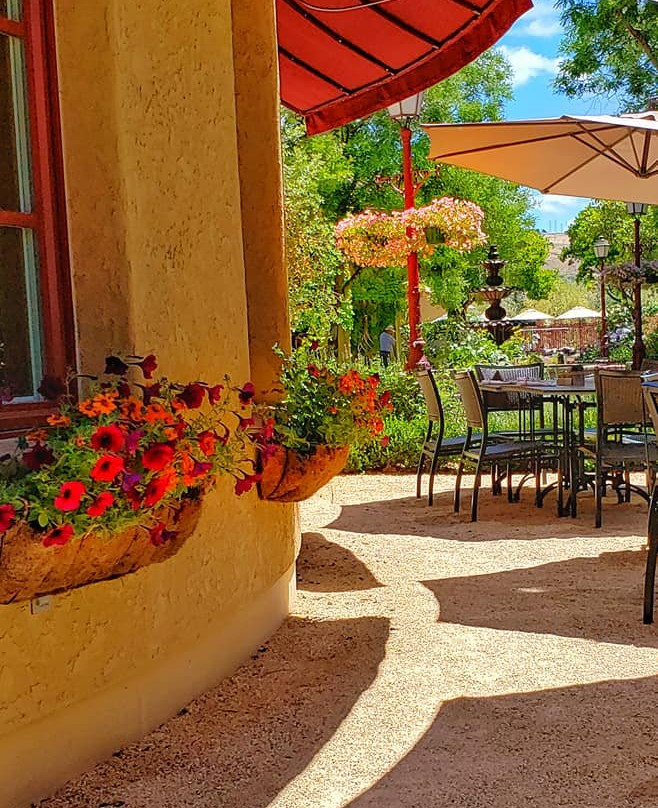 Larkfield-Wikiup餐馆和美食-River Vine Cafe