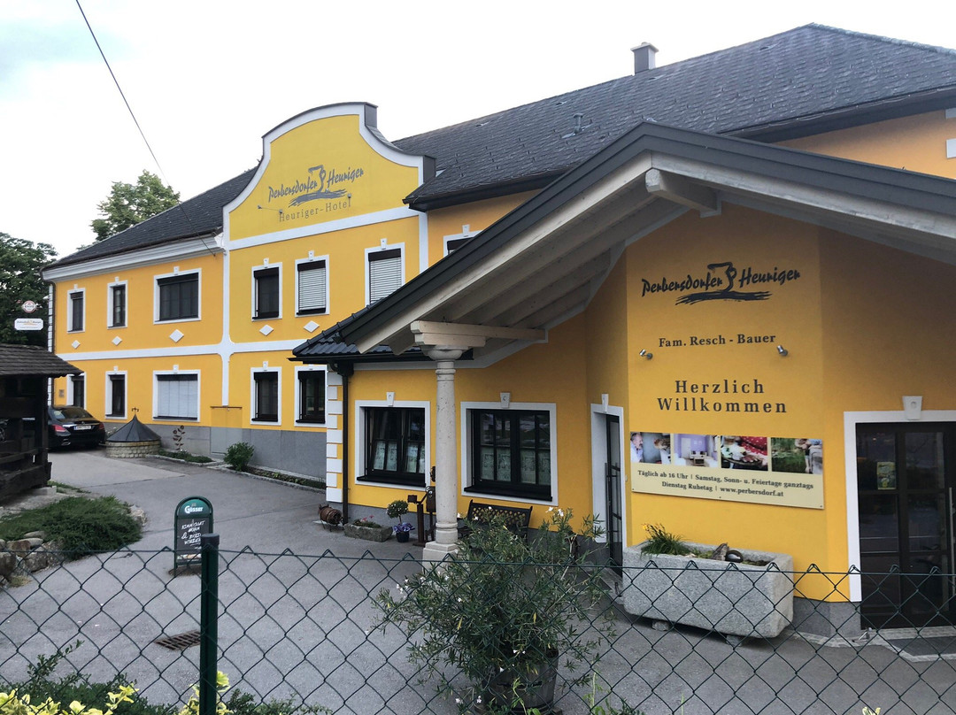 Perbersdorfer Heuriger主图
