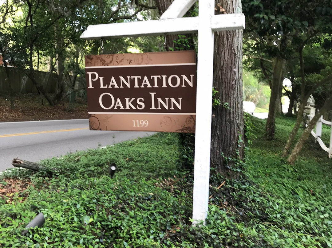 Plantation Oaks Inn主图