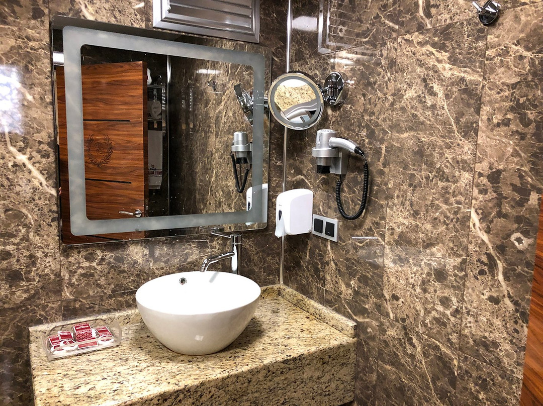 Grand Hotel Basaran主图