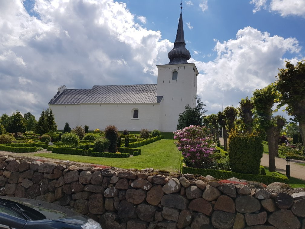 Bredsten Kirke景点图片