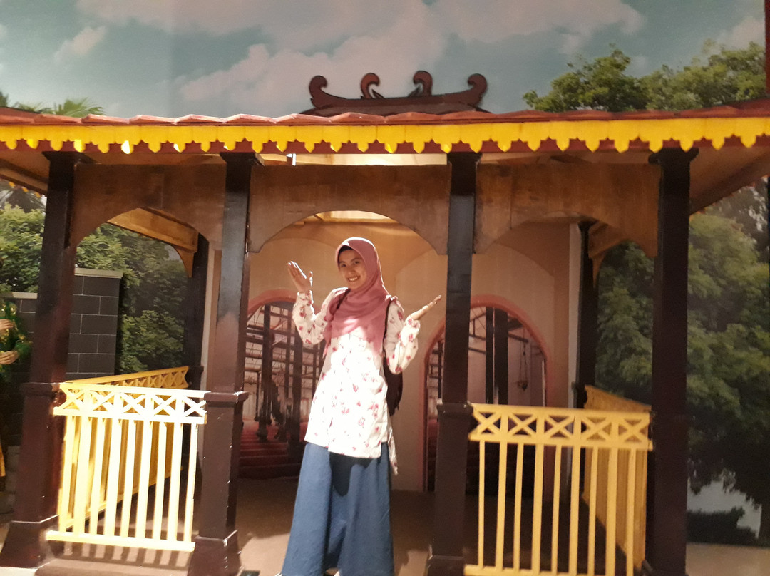 Indonesian Islamic Art Museum-Lamongan必去景点