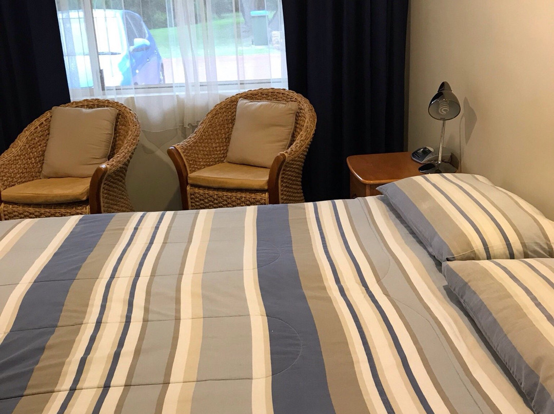 鸸鹋点汽车旅馆主图