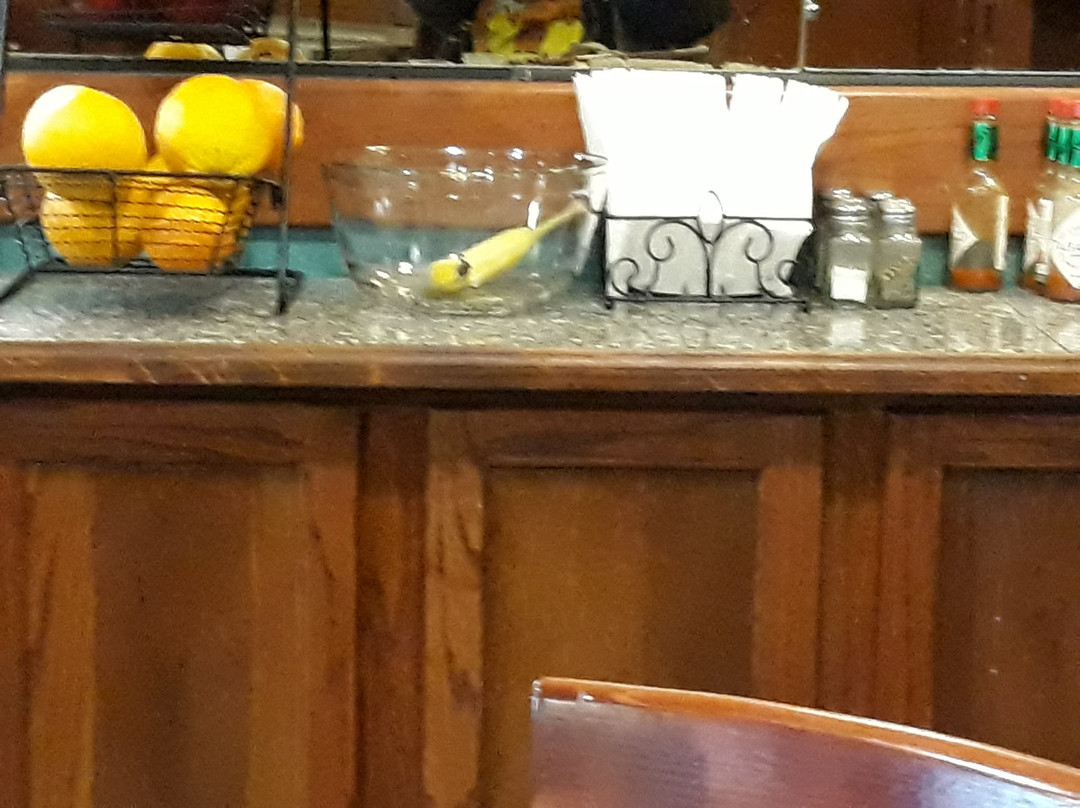 Ashley Inn and Suites主图