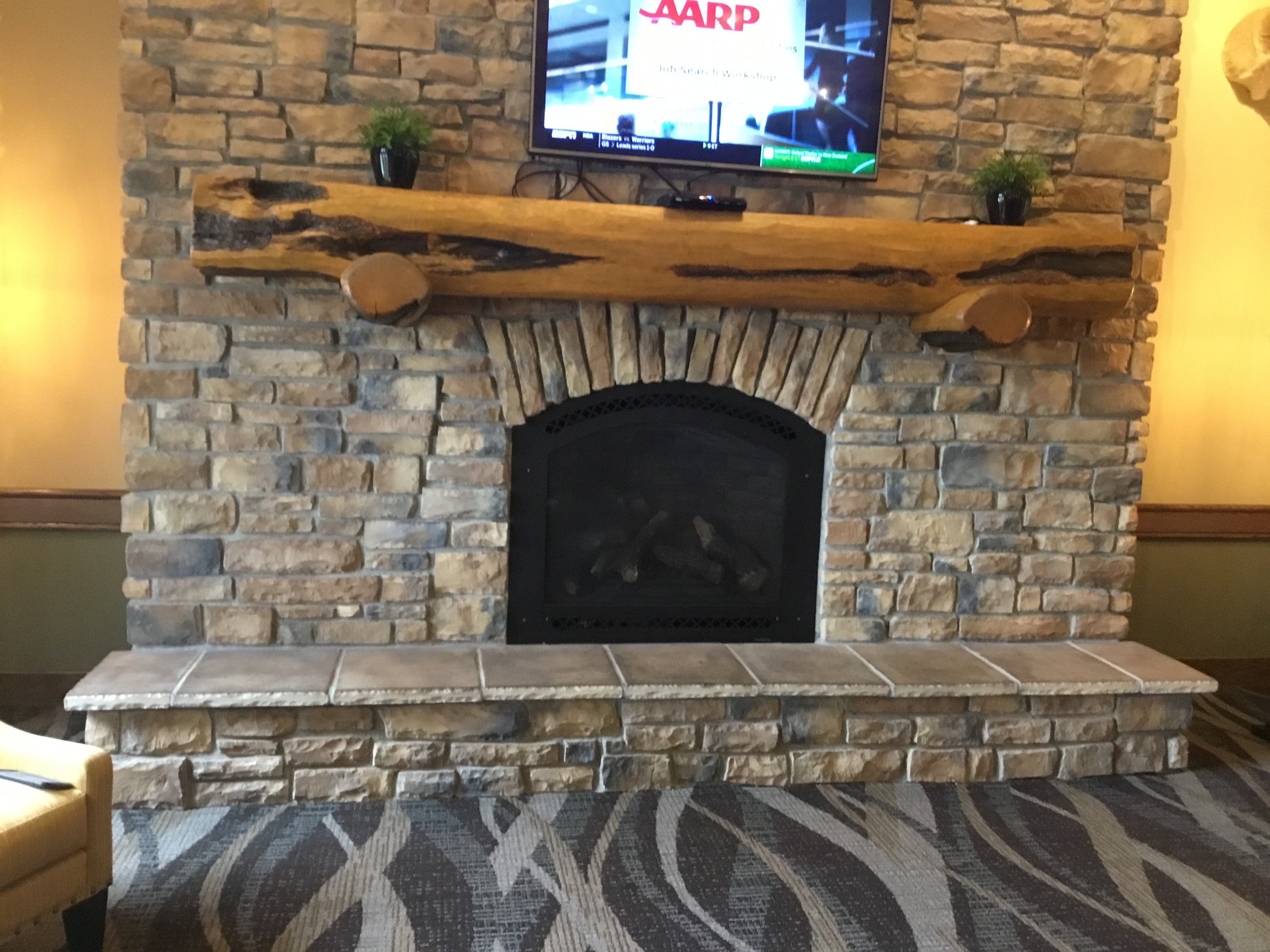 AmericInn by Wyndham Laramie Near University of Wyoming-酒店景观