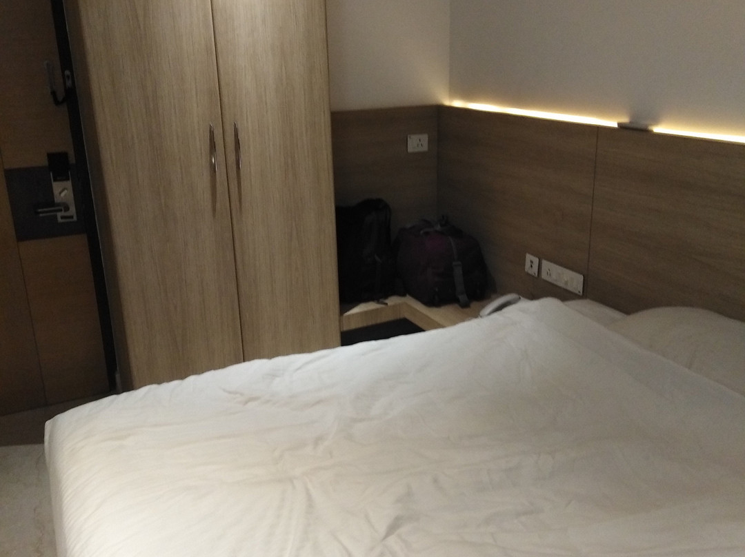 Vignesh Residency主图