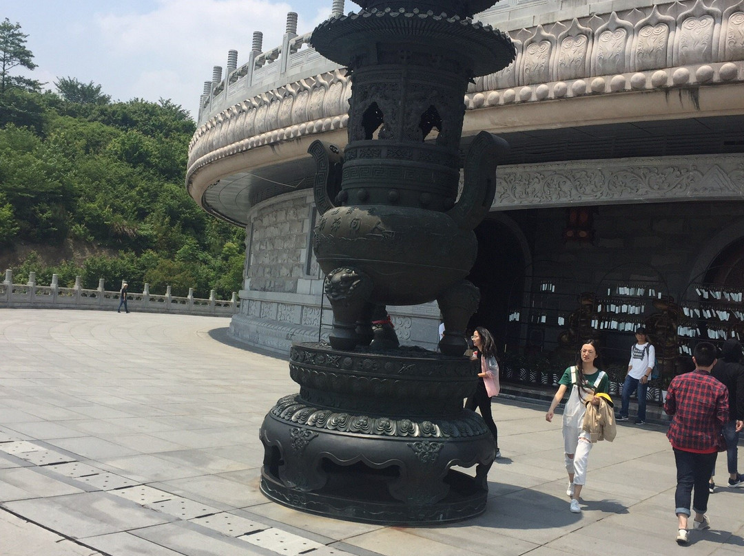 露天弥勒-奉化市必去景点