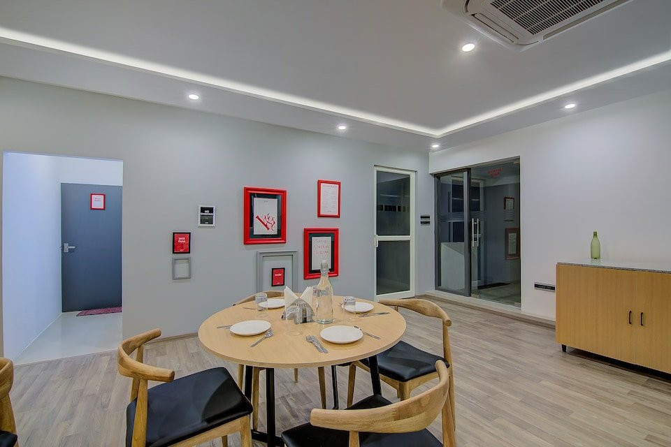 Townhouse 040 Global Village Tech Park Near Kengeri Bus Terminal Metro Station主图