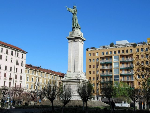 Monumento a San Francesco d'Assisi景点图片