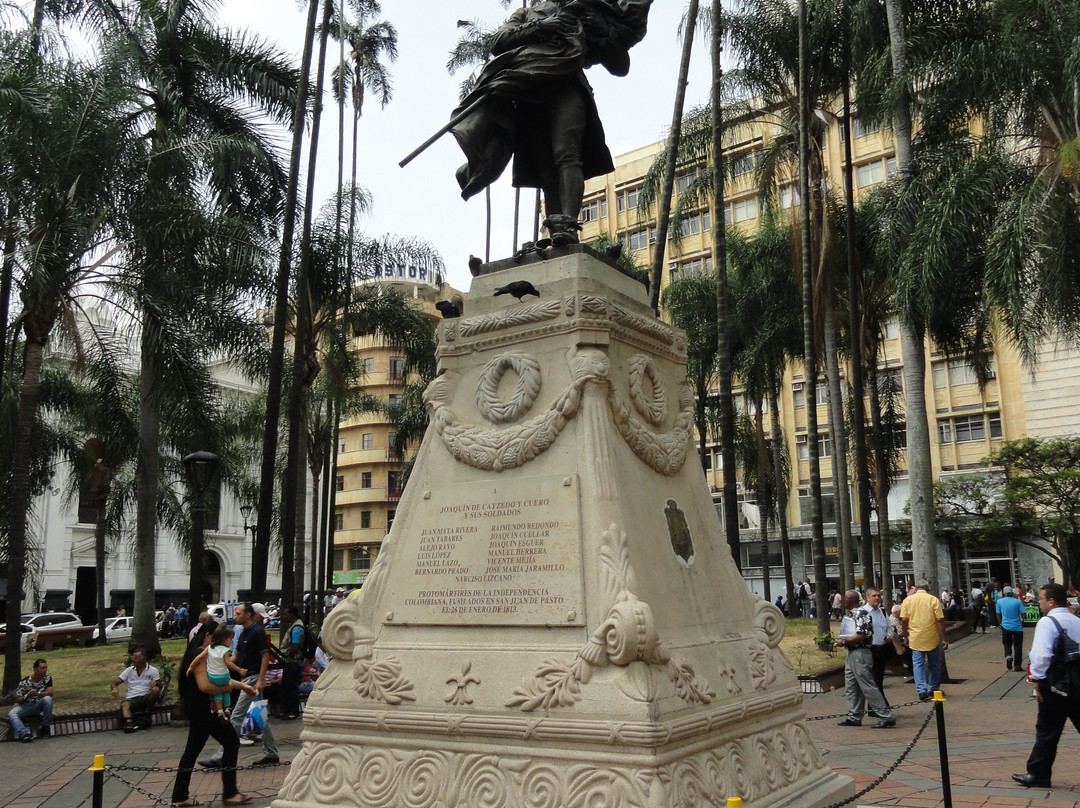 Plaza de Caicedo-卡利必去景点
