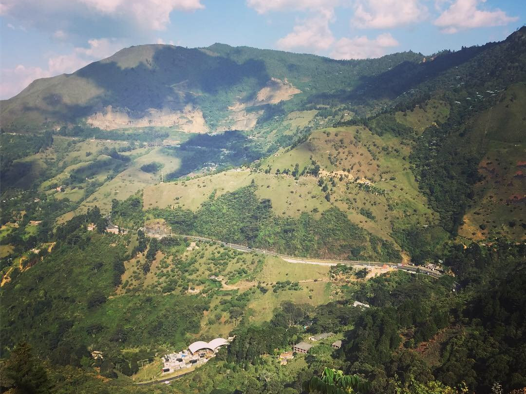 Riding Elements-麦德林必去景点