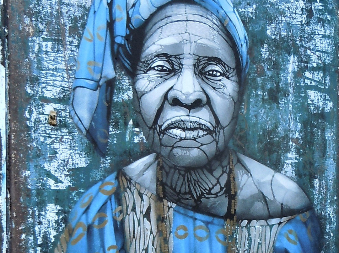 Fresque Vieille Africaine-塞纳-圣但尼必去景点