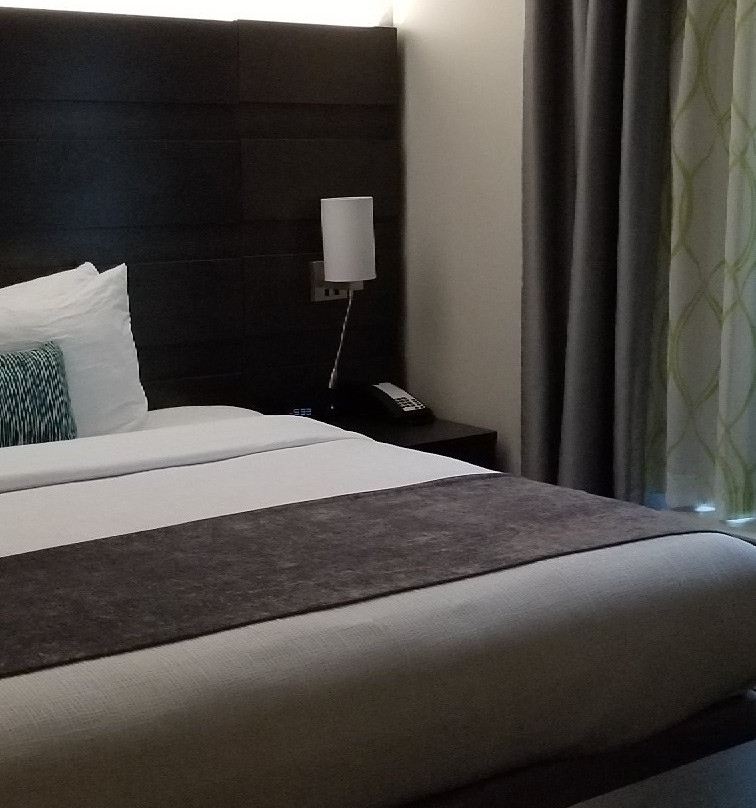 Best Western Plus Prien Lake Hotel & Suites - Lake Charles主图