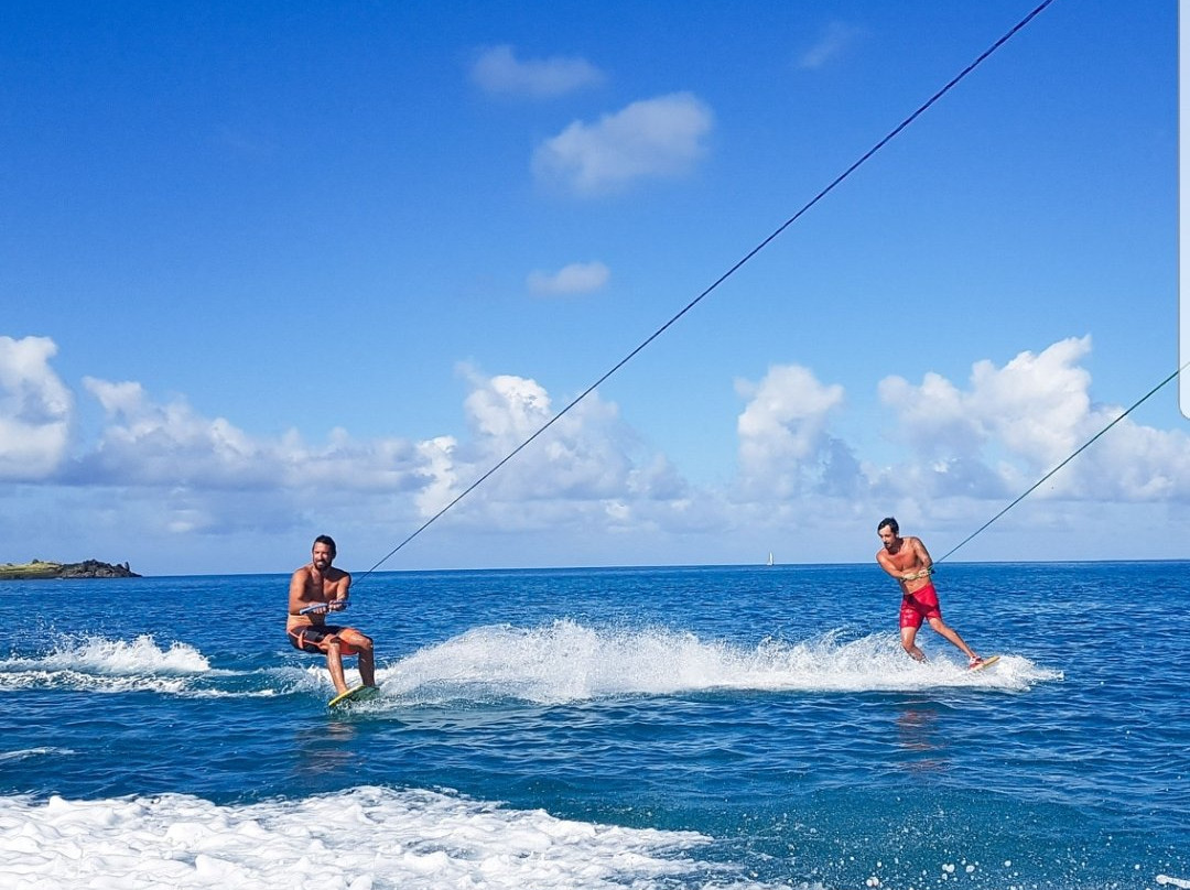 Ti'Wake SXM Watersports景点图片