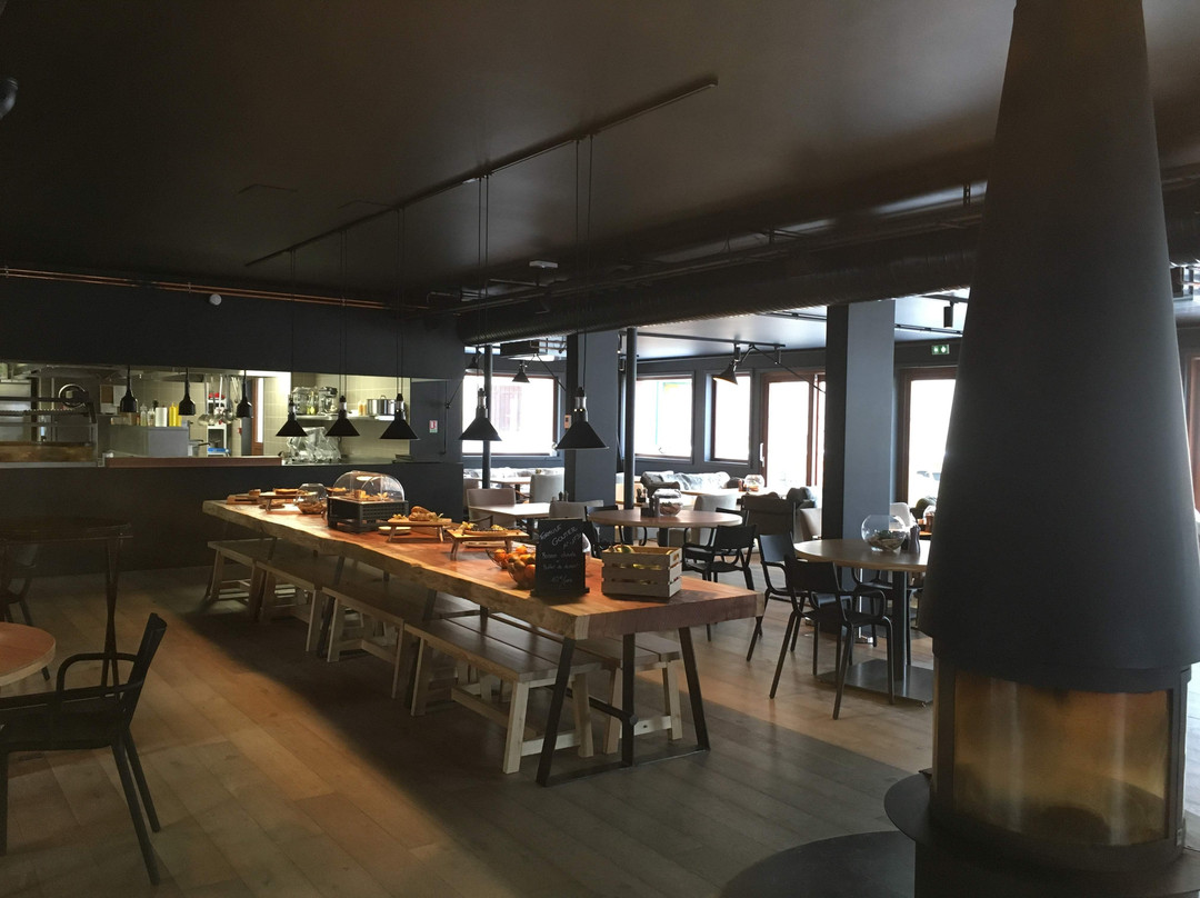 Hôtel Le Monetier主图