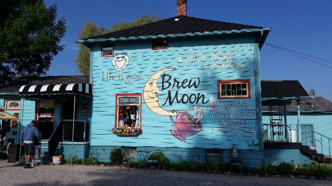 Sandcastles on the Beach主图