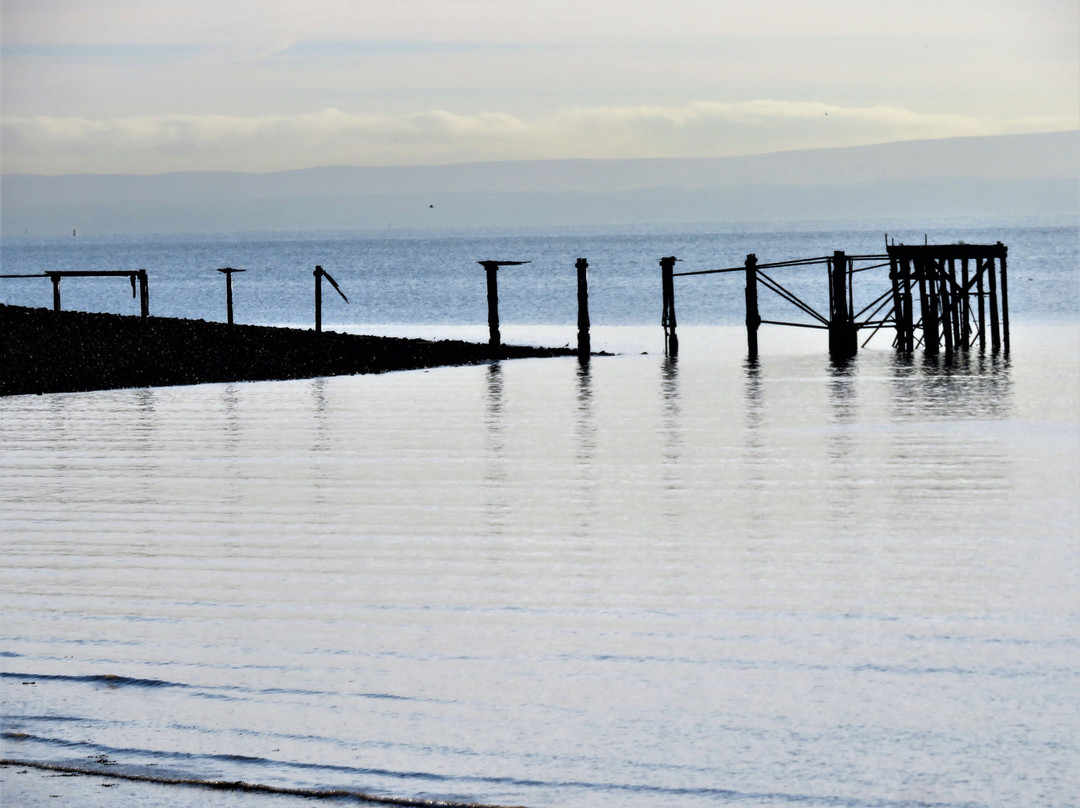 Aberdour Harbour景点图片